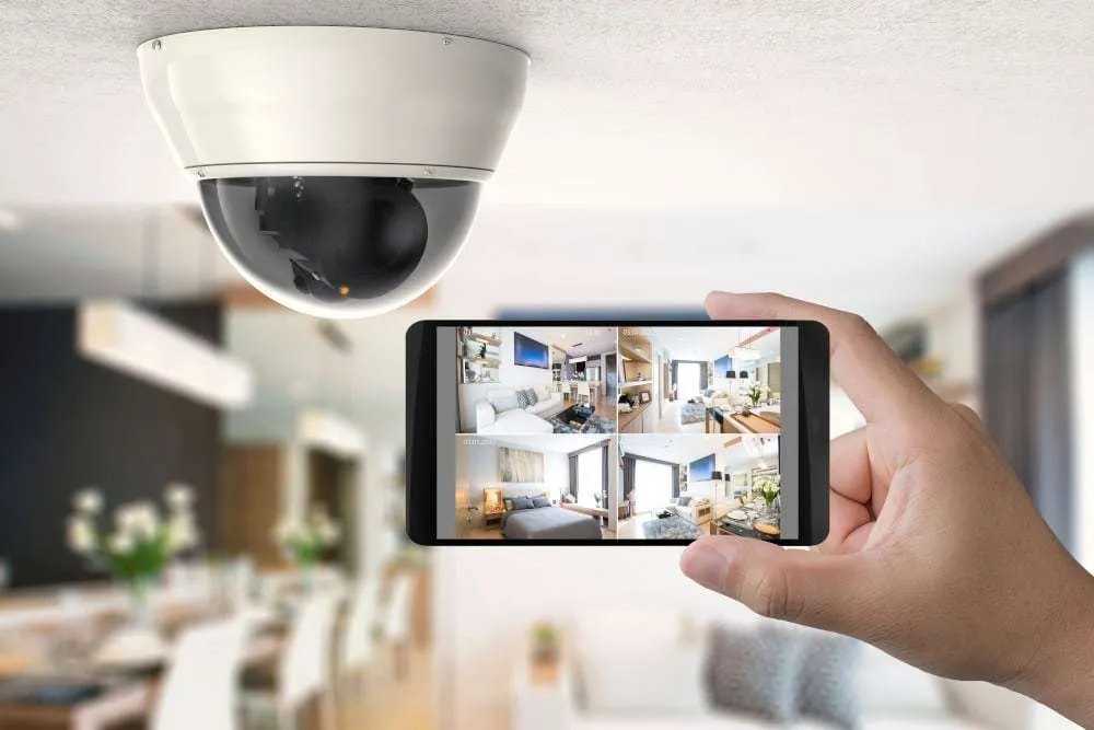 Controllo delle riprese di un impianto di videosorveglianza da smartphone